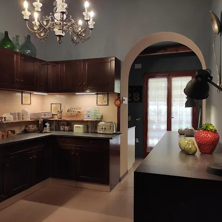 Al 28 فندق مبيت وإفطار 3*