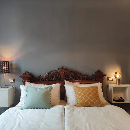 فندق مبيت وإفطار Al 28 3*